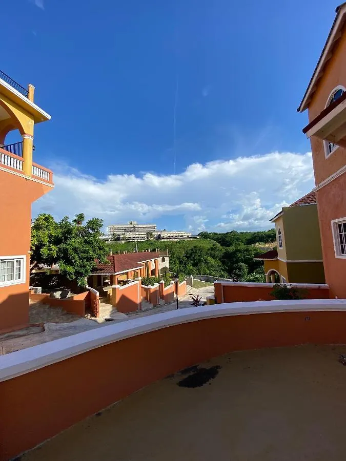 Holiday park Mobay Vacation Village Montego Bay